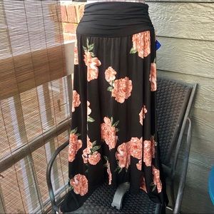 Lady's Skirt with Asymmetrical Hemline! Worn Once, Sz Md